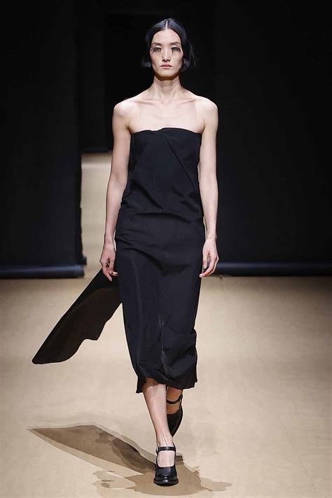 prada klamotten damen